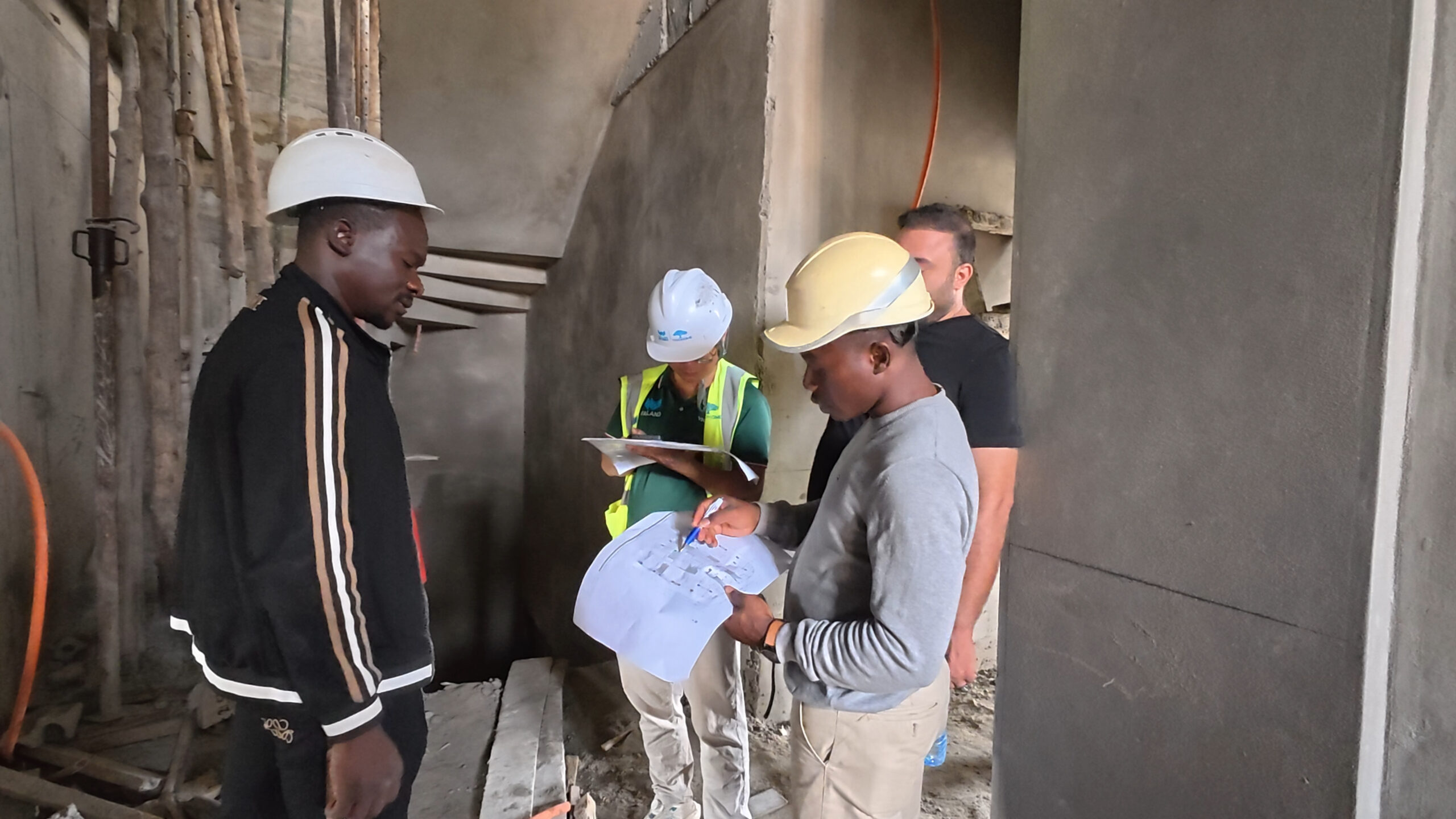 Local contractor and site coordination